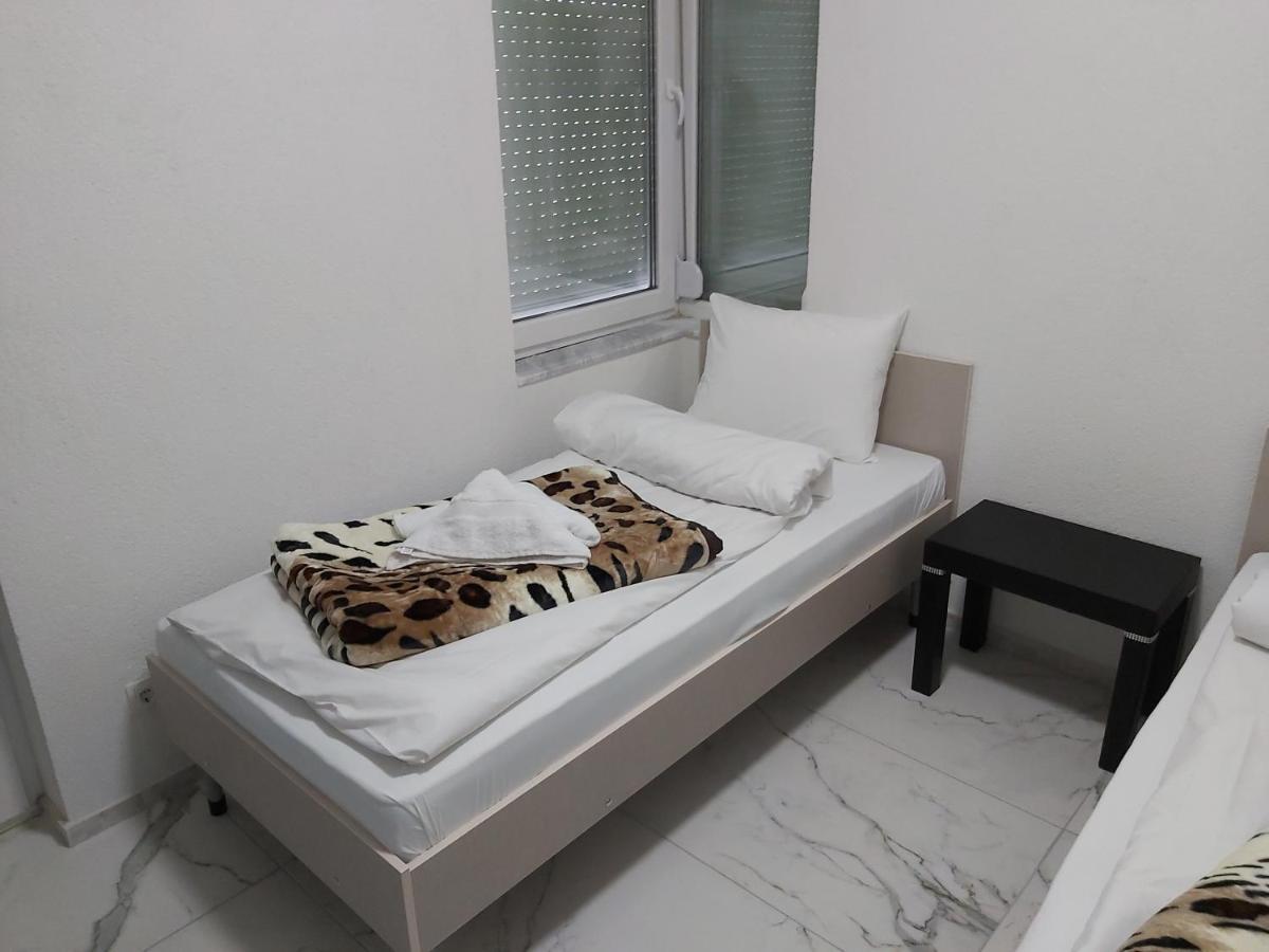Xxl Apartments City Centar 1 Bitola Buitenkant foto