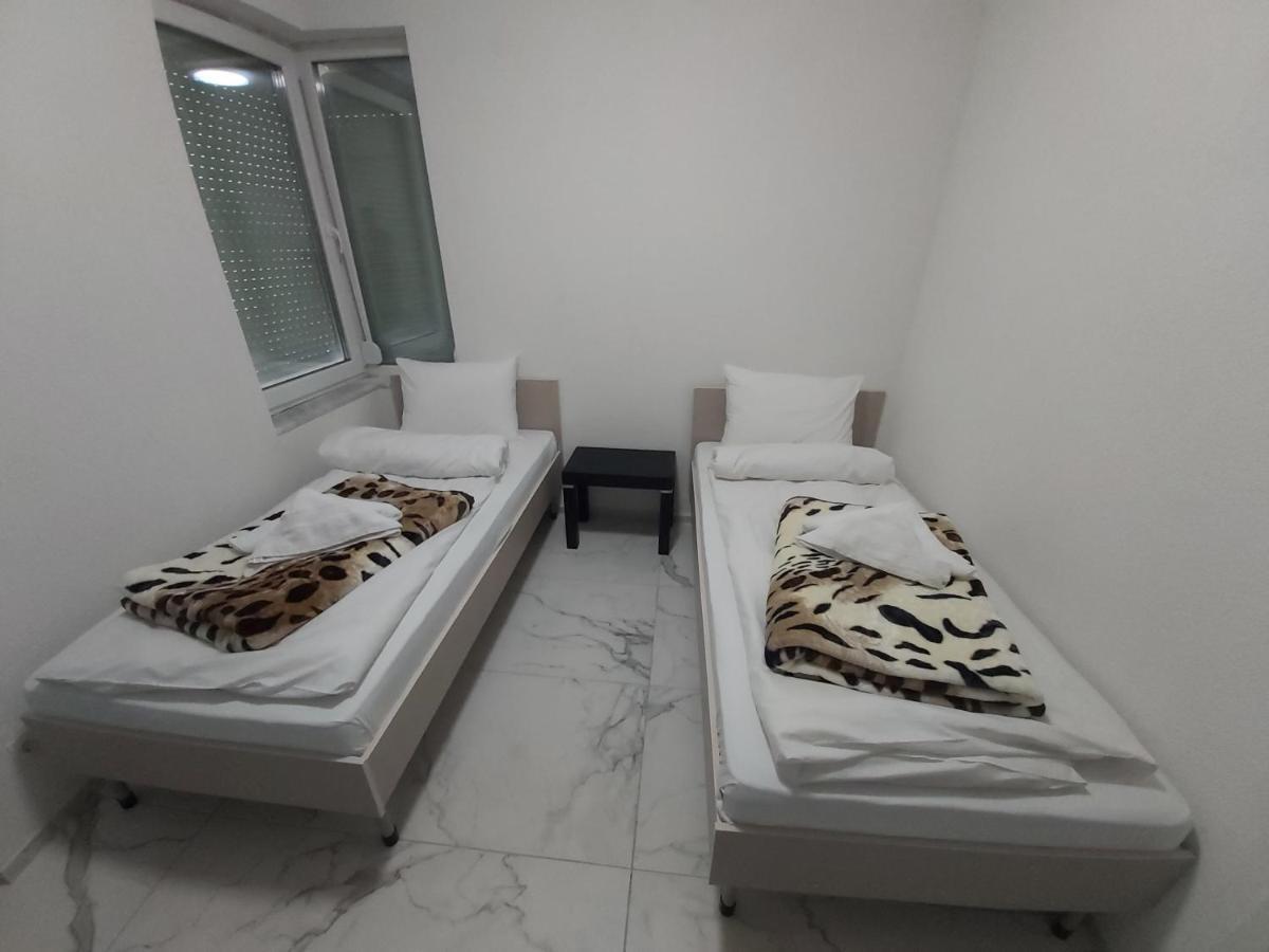 Xxl Apartments City Centar 1 Bitola Buitenkant foto