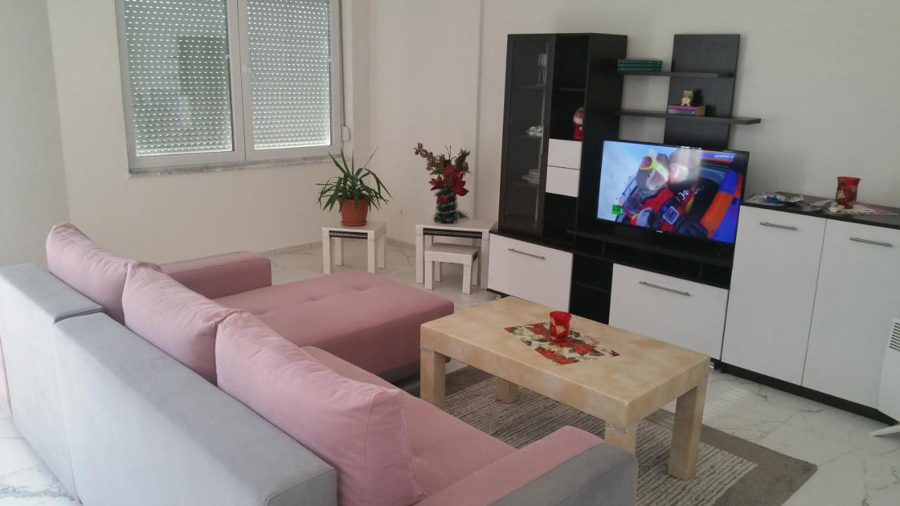 Xxl Apartments City Centar 1 Bitola Buitenkant foto